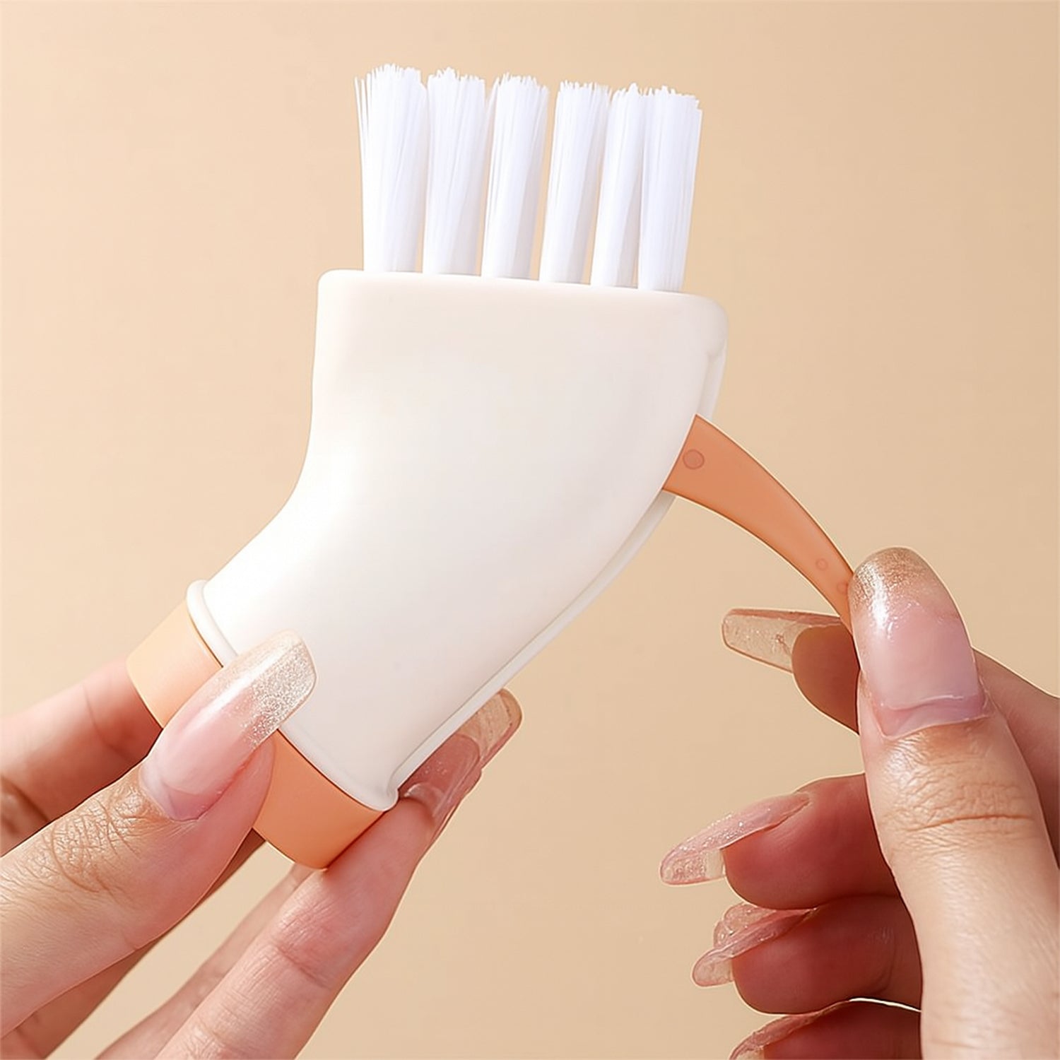 Multipurpose Bottle-Attachable Cleaning Brush for Kitchen and Bathroom (1 Pc) Your Brand