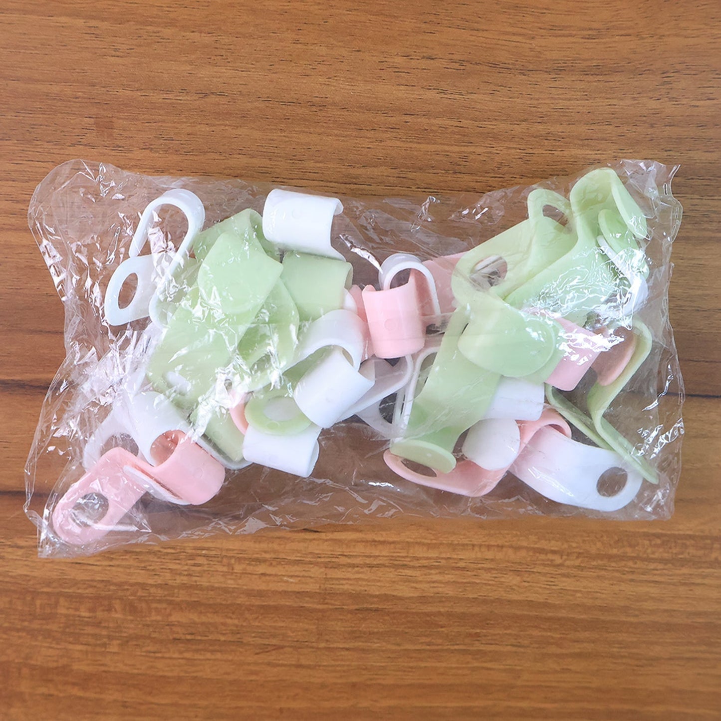 Multi-Color Hanger Connector Hooks (30 Pc) Your Brand
