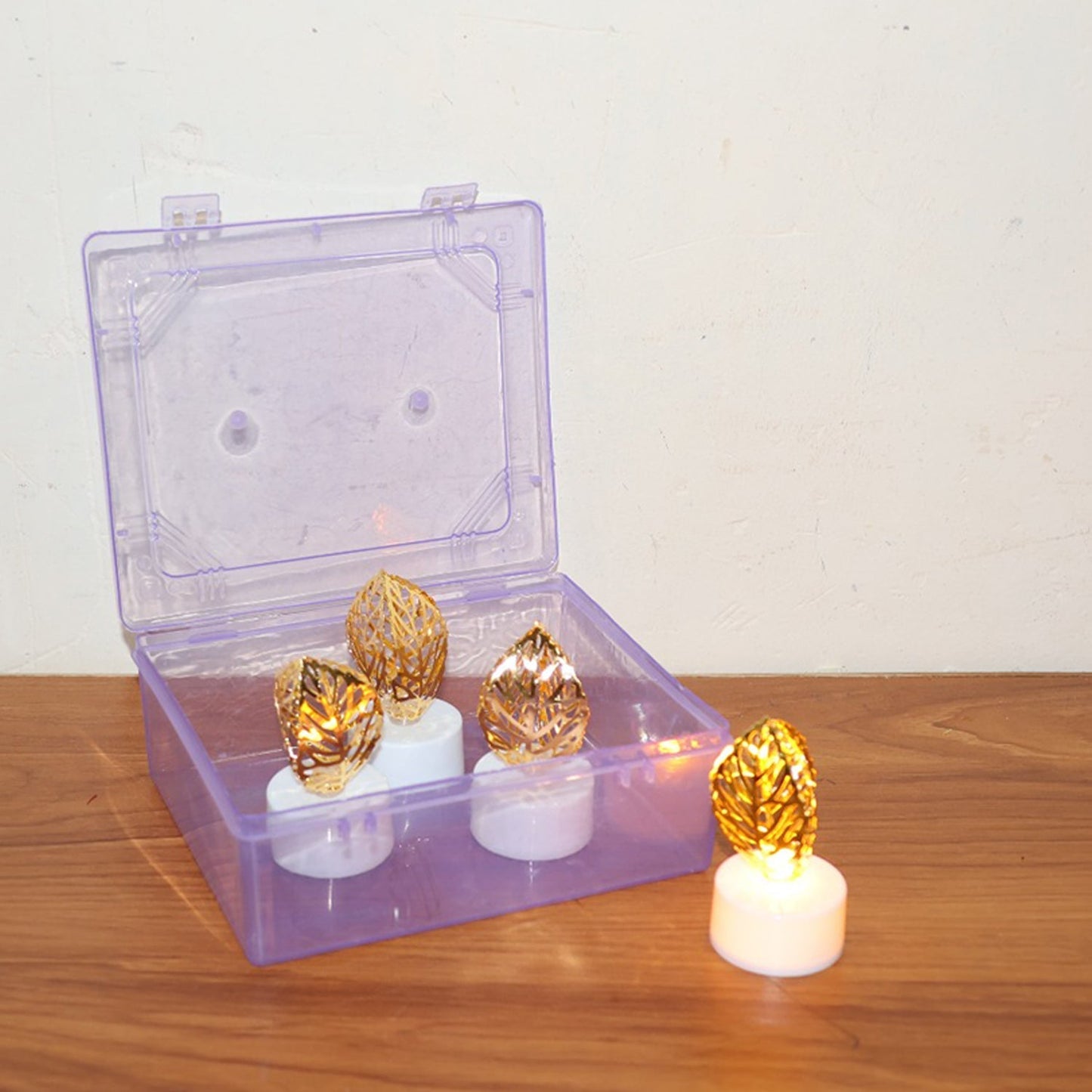 Decorative Golden Leaf Shaped Flameless LED Candles (4 Pc) DeoDap