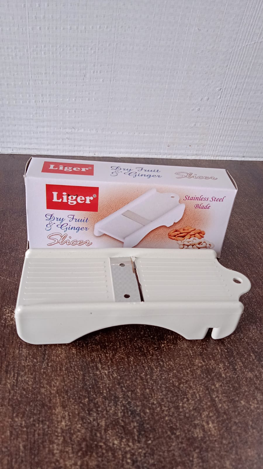 Liger Multipurpose Dry Fruit Slicer & Ginger (1 Pc) Your Brand