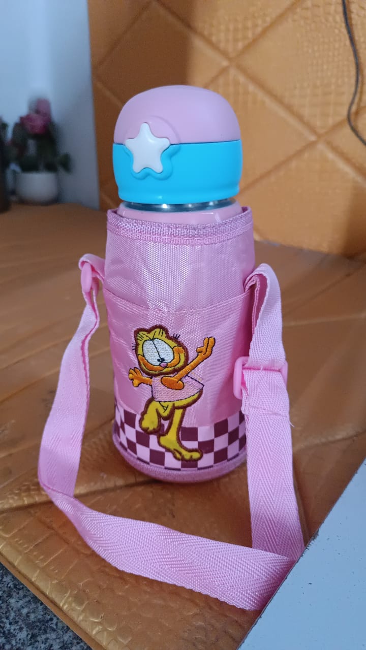 Thermos steel Double Wall Vacuum Bottle With Cover & Strap 600ml Approx Your Brand