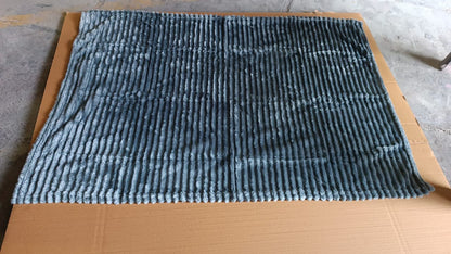 Pet Soft Cat Dog Blanket / Towel (110×70 Cm / 1 Pc / Mix Color & Design) Your Brand