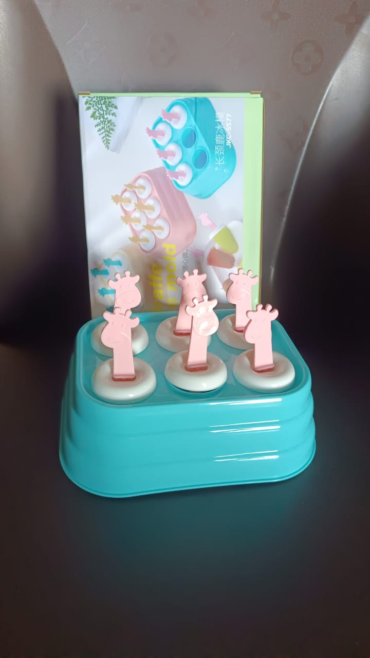 6 Cavity sicle Molds Plastic Giraffe shape Ice Moulds (1 Pc) Your Brand