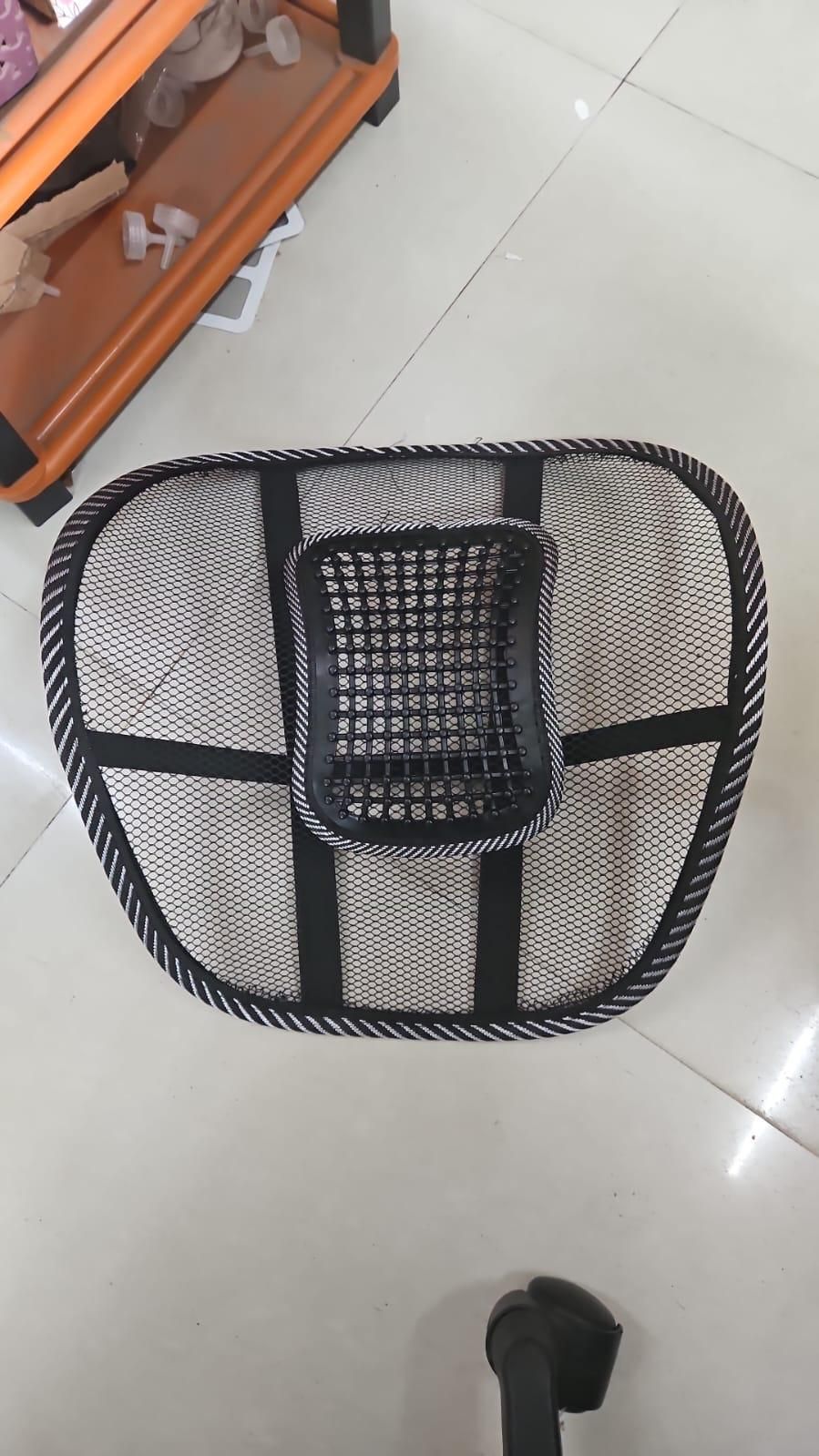 Mesh car back seat lumbar support with ergonomic design for improved comfort during travel