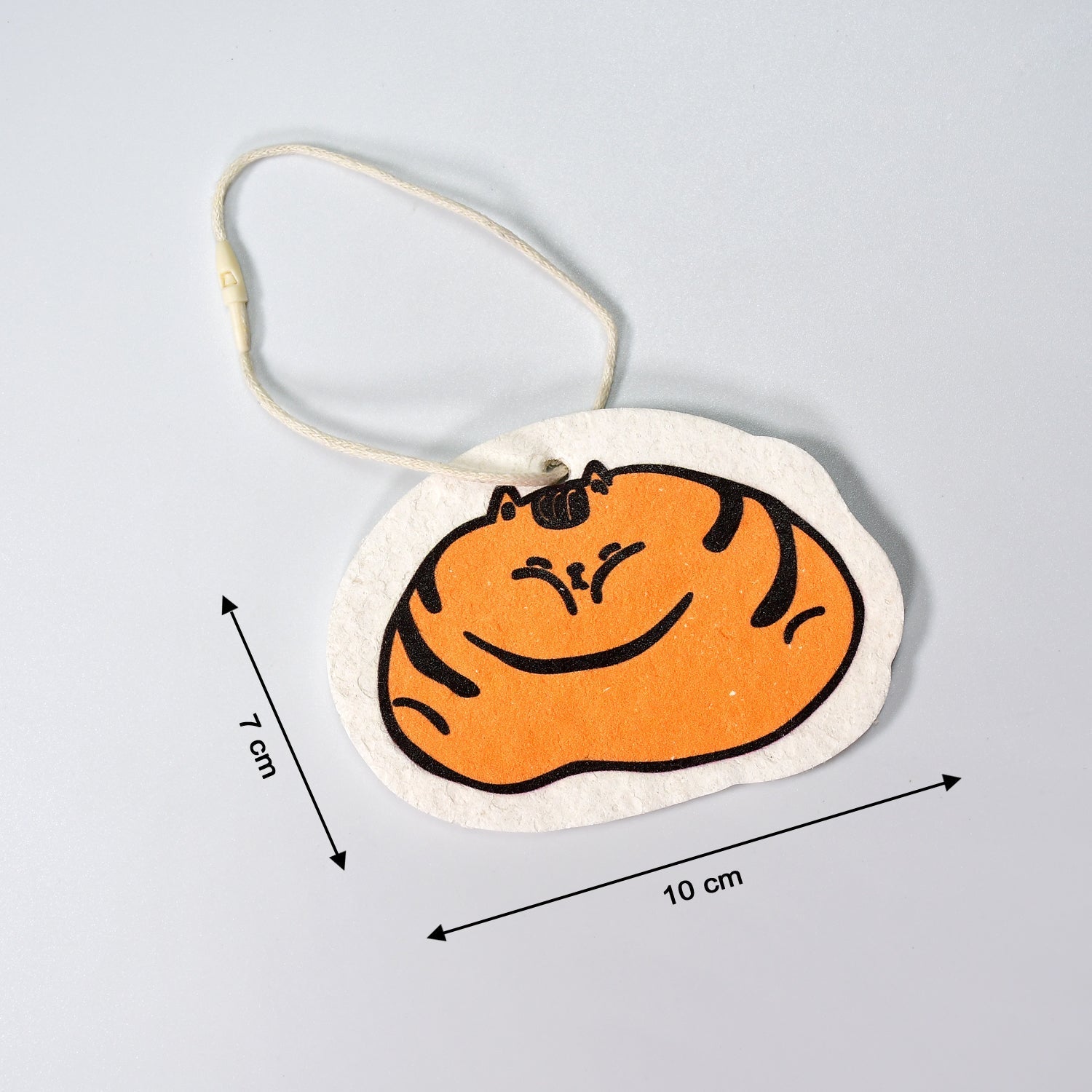 Cartoon wood pulp dish sponge featuring a cute cat design, ideal for kitchen cleaning