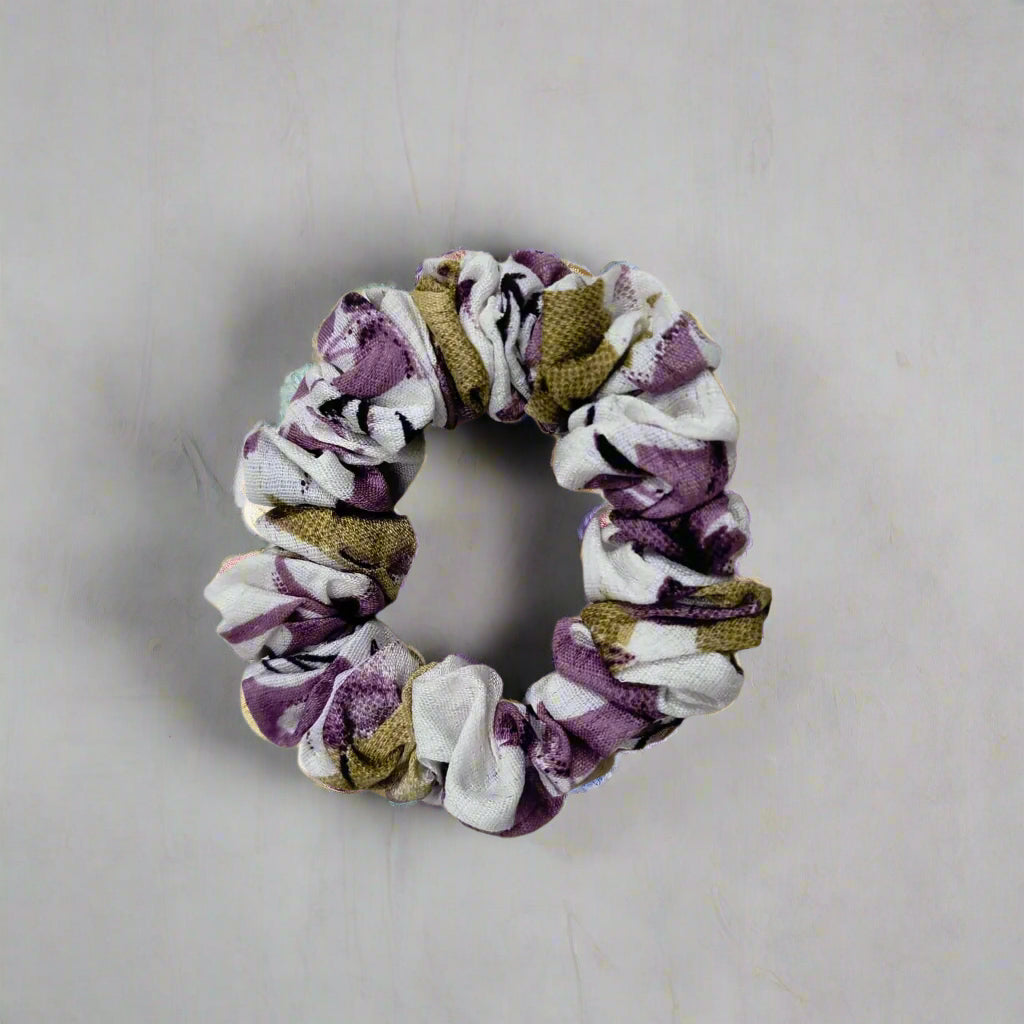 Gir Farmer durable printed hair accessories fabric scrunchie with purple and beige floral pattern