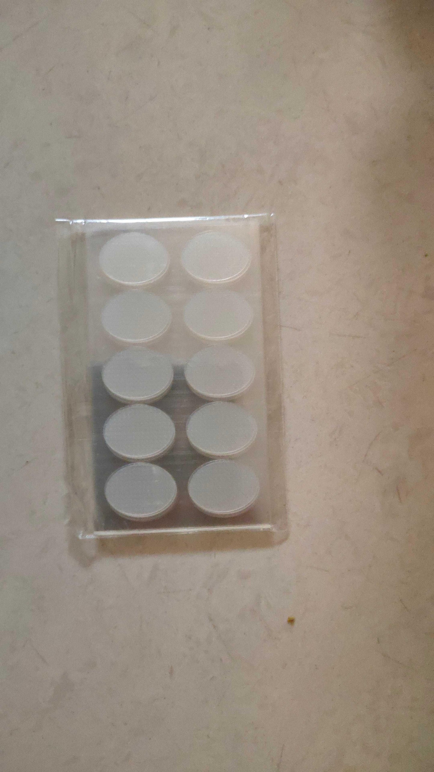 Pack of earlobe support patches designed to relieve pressure and support earrings