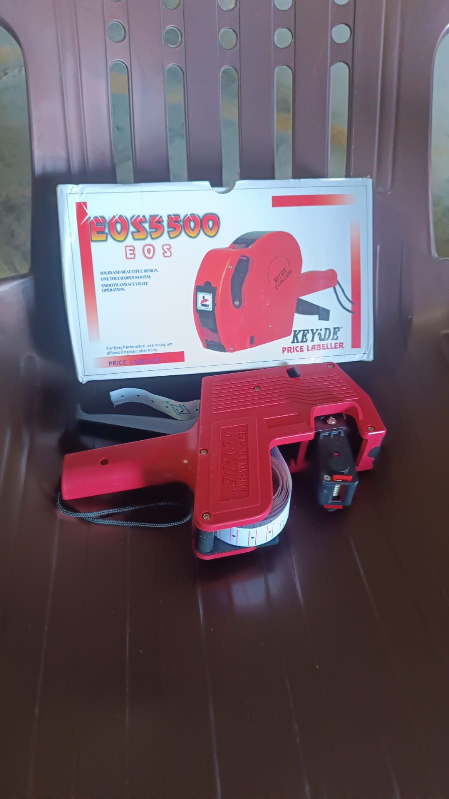 Handheld 8-Digit Plastic Price Tag Gun – Ideal for Retail & Market Price Tagging Your Brand