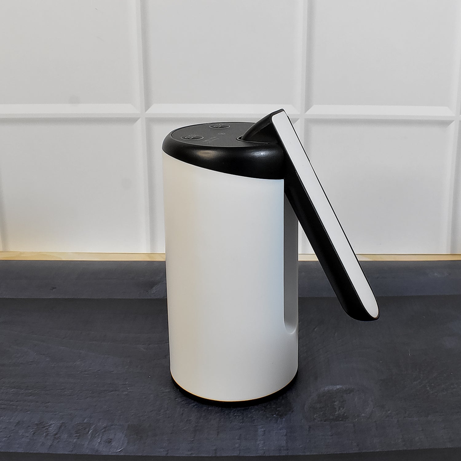 Wukusy electric water dispenser pump in white and black, designed for easy water dispensing
