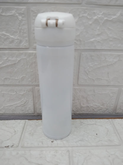 White SS insulated water bottle for kids 500ml by The Gir Farmer with secure flip-top lid