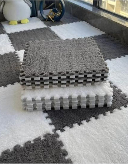 Dropdash interlocking carpet tiles mat in gray and white, perfect for car and bike accessories