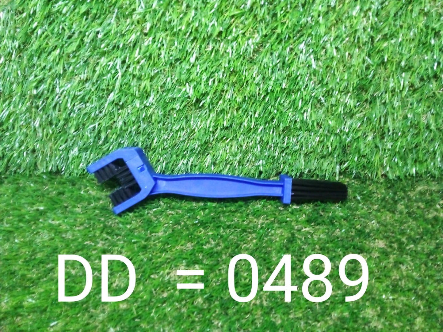 Your Brand motorbike chain cleaning brush with durable bristles for effective maintenance