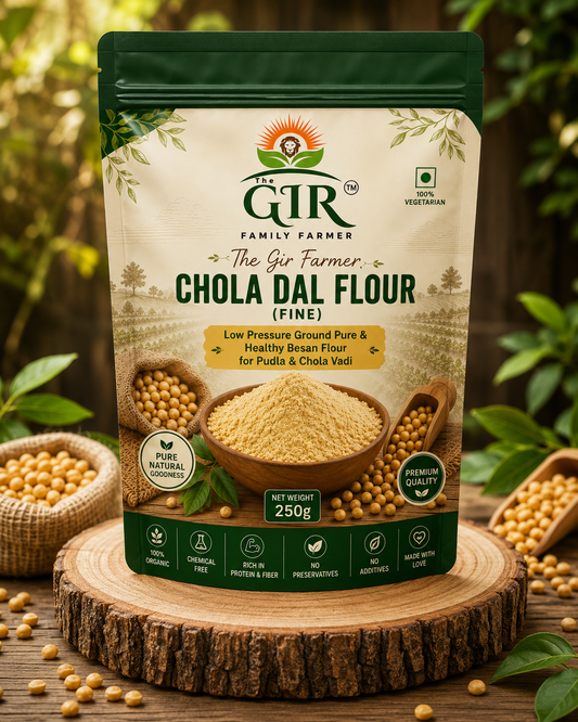 The Gir Farmer Organic Chola Dal Flour in a fine texture, ideal for making Pudla and Chola Vadi, packed in a 250g bag