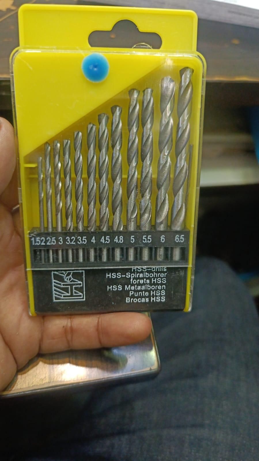 THE GIR FARMER high speed steel drill bits set in yellow plastic case with various sizes